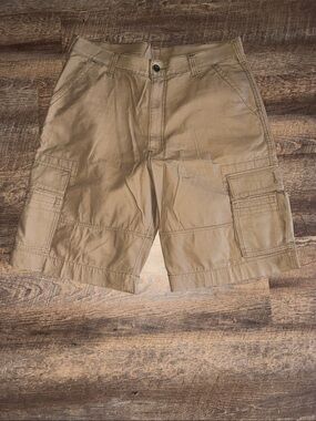 Levi's Men's Cargo Shorts in Khaki Brown